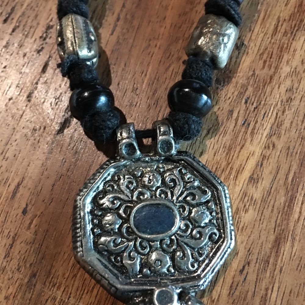 Necklace - Picture 3 of 5